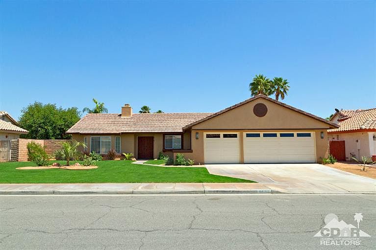1st image of 44150 Mariposa Ct