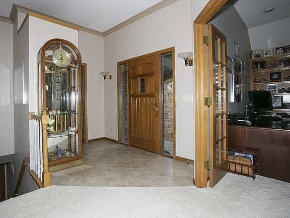 3rd image of 3964 N Sweet Bay Ct