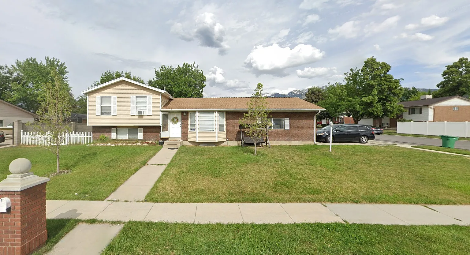 2 bed, 930 sqft, $1,795 — Photo 1