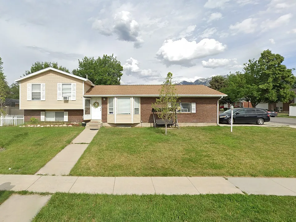 9571 S David St