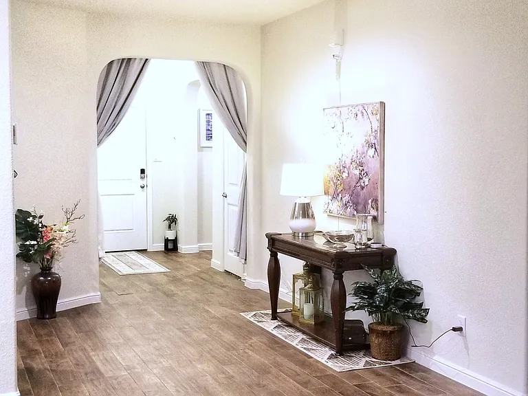 1105 Twin Brooks Ln — Photo 4