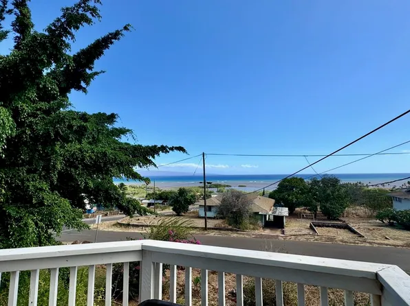 1085 Nauwe St, Kaunakakai, HI 96748