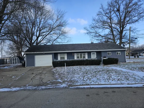 2202 Chestnut Ave, Sterling, IL 61081