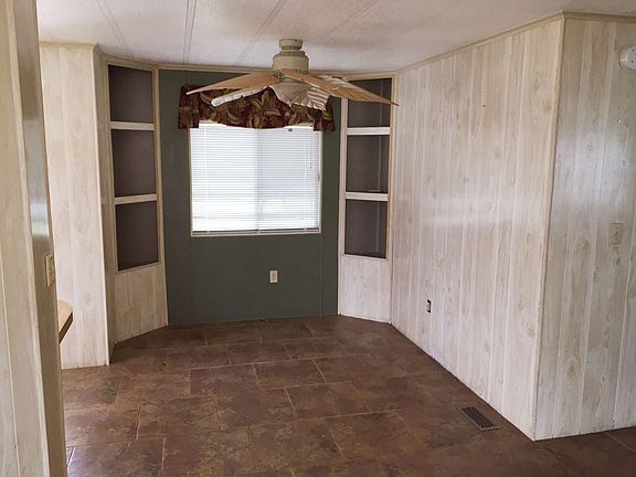 4th image of 2055 Floral Ave #15