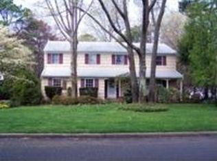 20 Heritage Pl S, Nesconset, NY 11767