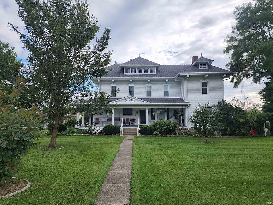 1st image of 258 N Sprunger St