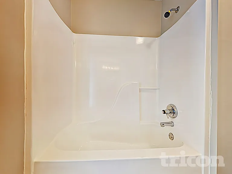 8420 Country Club Blvd — Photo 9