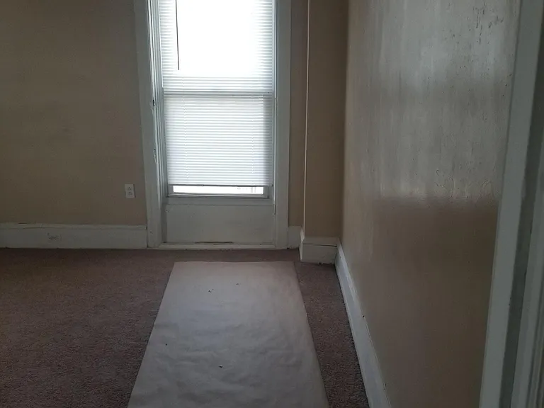N Frazier St — Photo 2