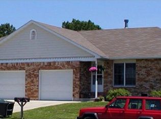 104 Oaktree Ln #B, Rolla, MO 65401