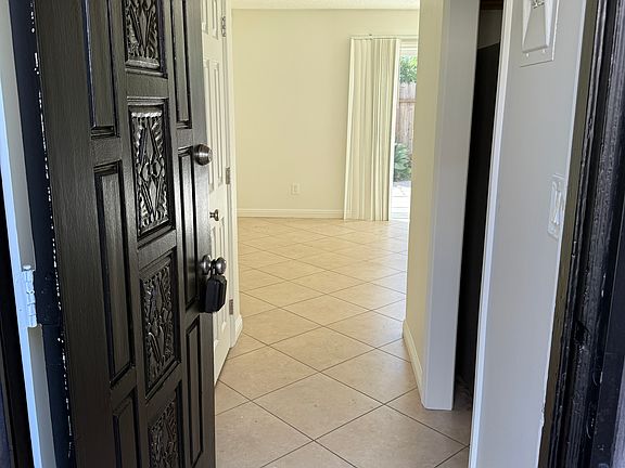 4th image of 259 Cabrillo St APT A