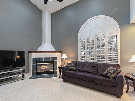 2nd image of 1448 Timber Ln #1448