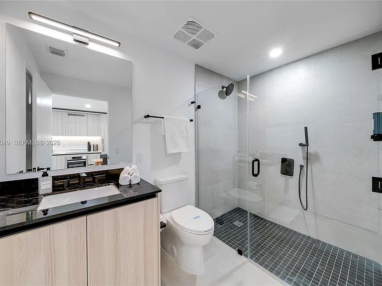 225 N Miami Ave #1707 — Photo 13
