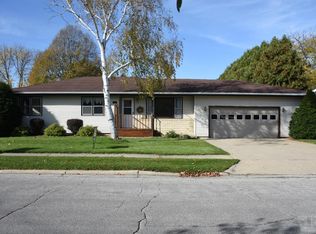 107 Pleasant Dr, Iowa Falls, IA 50126