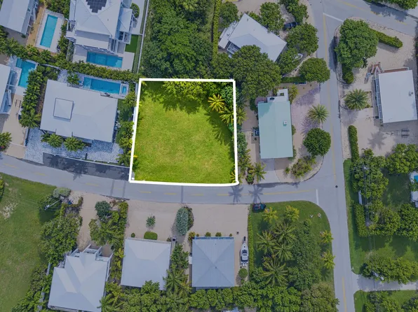 218 Schooner Ln, Duck Key, FL 33050