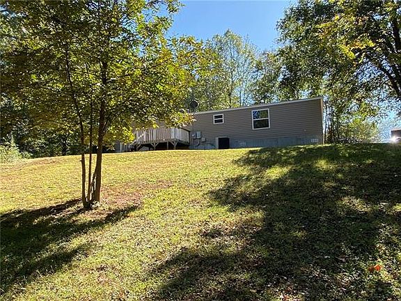 5th image of 4476 Clippard Ln