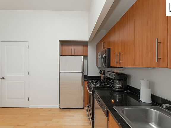2nd image of 20 West St APT 19A
