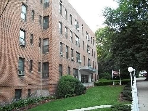 1st image of 309 N Broadway APT 3H