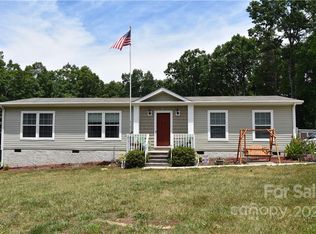 130 Fernwood Dr, Morganton, NC 28655