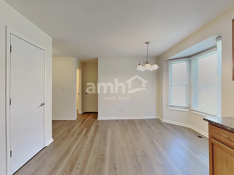 1176 Tannic St — Photo 4