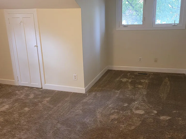 337 Fairport Rd — Photo 13