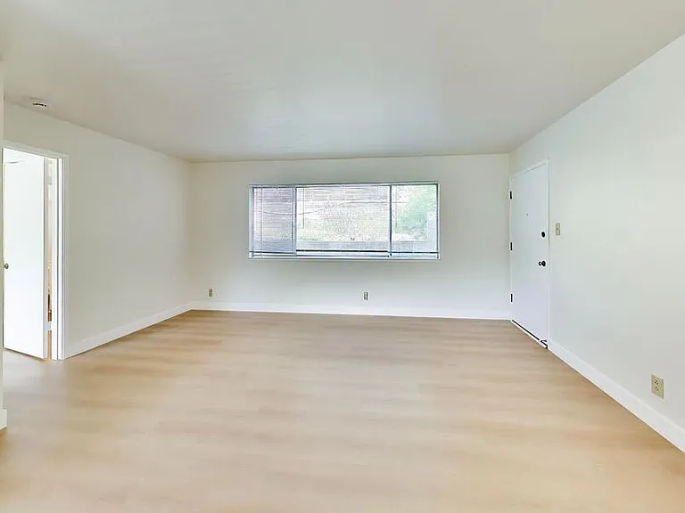 693 San Bruno Ave #4 — Photo 11
