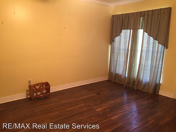 2nd image of 6521 Broadway Ave