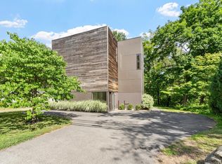 269 Sudbury Rd, Concord, MA 01742