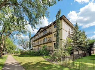 Arcadia Place, Edmonton, AB T5G 2R4