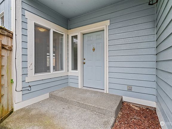 4th image of 6040 Montague Lane SE