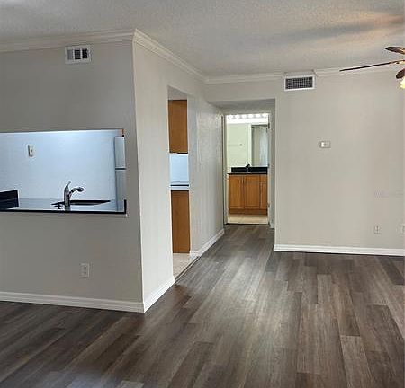 3rd image of 3311 Haviland Ct APT 103
