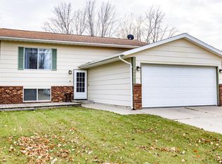 1620 36th Ave S, Fargo, ND