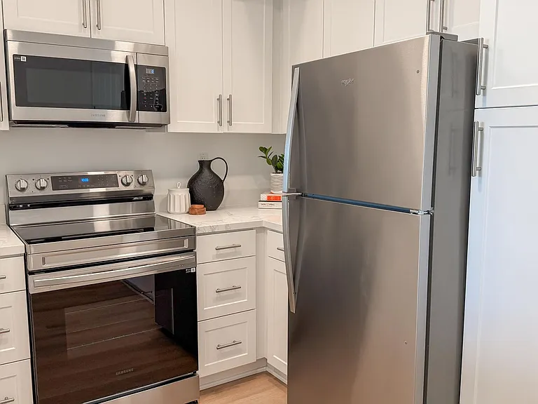 BRAND-NEW Euclid Apartments | National City — Photo 23
