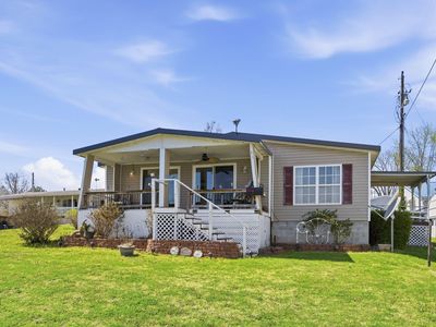 209 Lake Circle Drive, Galena, MO, 65656