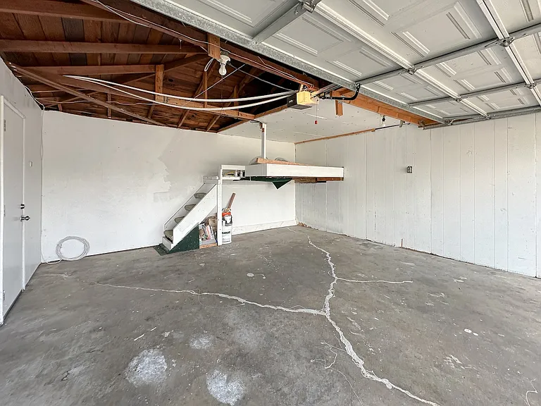 4520 Marine Ave — Photo 19