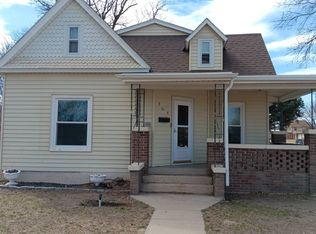 904 Kansas Ave, Goodland, KS 67735