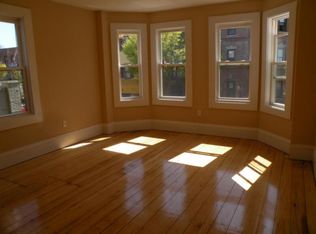3149 Washington St #R3, Jamaica Plain, MA 02130