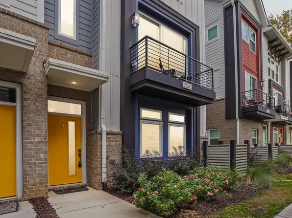 2242 Electric Ln, Charlotte, NC 28205