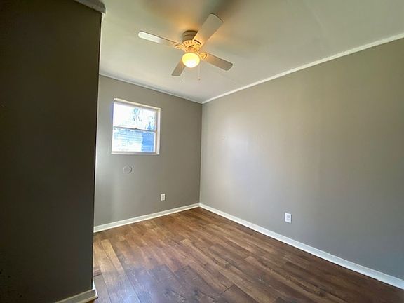 5th image of 3218 Catherine St