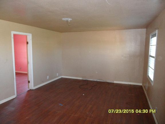 3rd image of 2803 N Sonny Ln