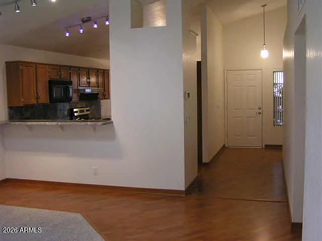 1335 N 86th Way — Photo 3