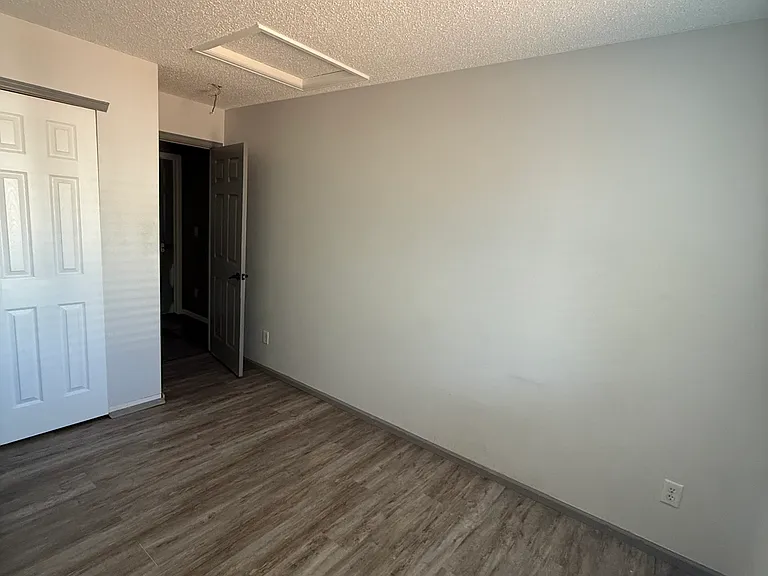 5624 S Yakima St — Photo 14