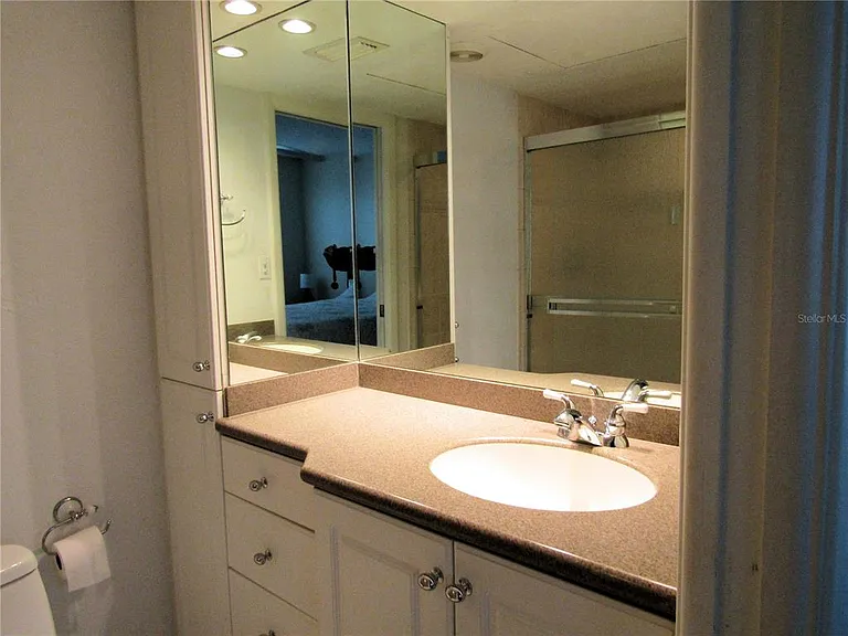 1255 Tarpon Center Dr #510 — Photo 17