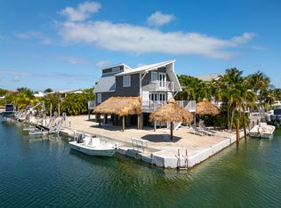 1082 Bay Dr, Summerland Key, FL 33042