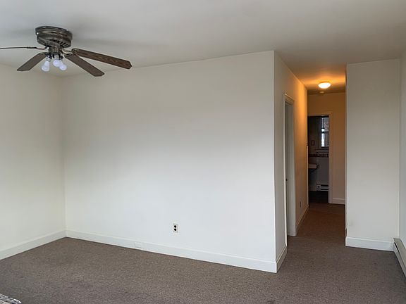 3rd image of 304 Cherry St