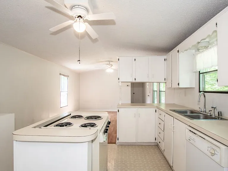 7967 Caswell Rd — Photo 25