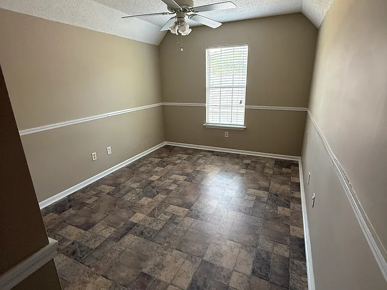 113 Riverview Ln — Photo 15