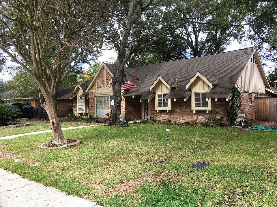 1st image of 4306 Woodvalley Dr