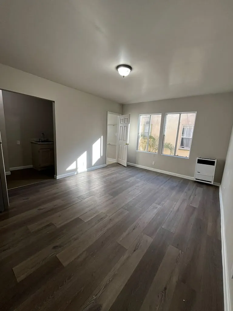 Studio, 380 sqft, $1,450 — Photo 2