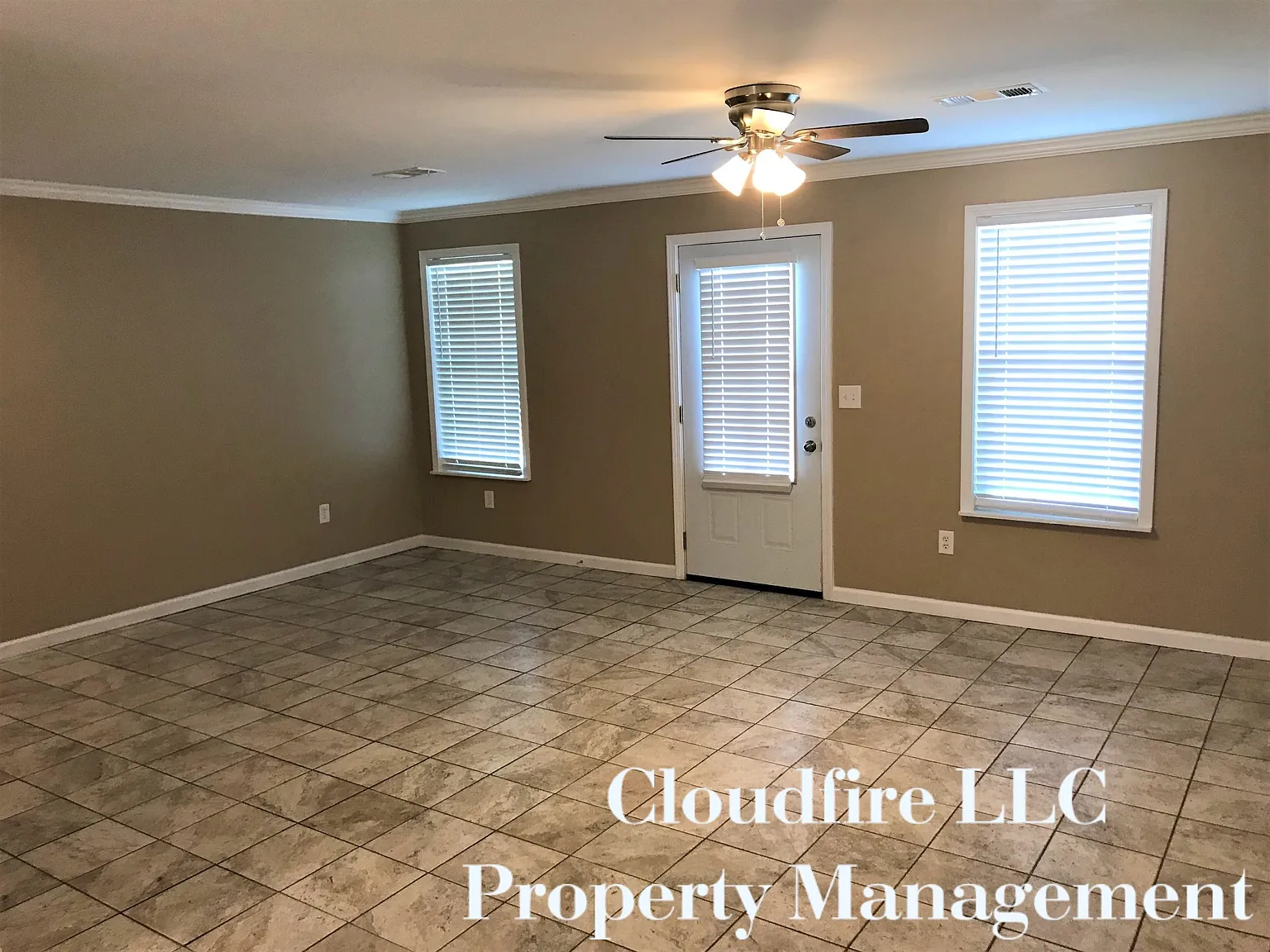 3 bed, 1500 sqft, $2,250 — Photo 3