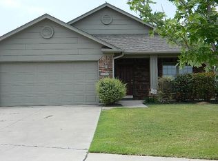 13336 SW 2nd St, Yukon, OK 73099